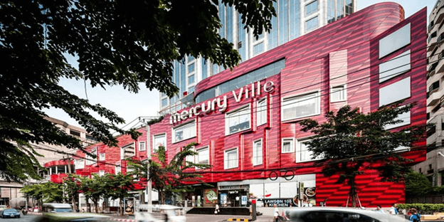 Great Restaurants for Lunch in Chidlom The Mercury Ville community mall in Chidlom