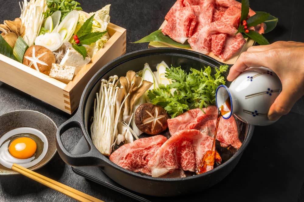 There are big differences between sukiyaki and shabu